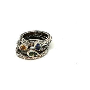 Anillo de plata y zafiro